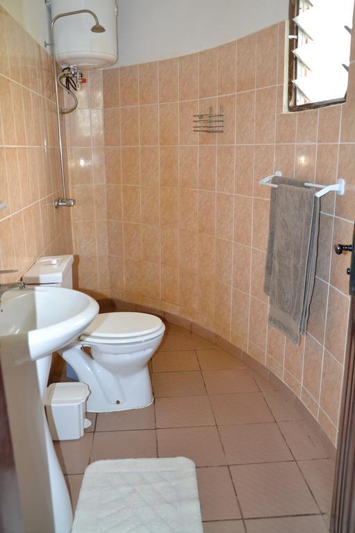 Eden Lodge Криби Екстериор снимка